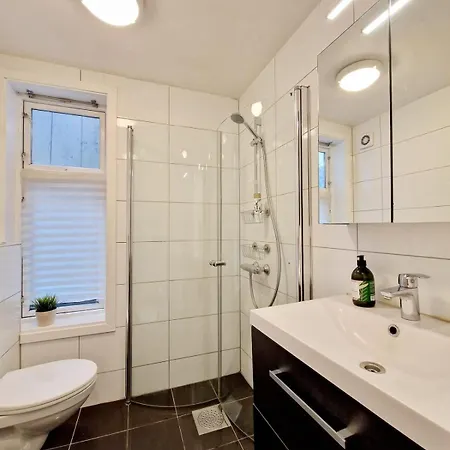 Sleep Well In Cozy Hideout - Bryggen Across The Bay Holiday home