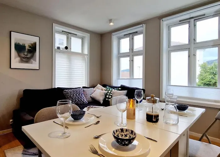 Sleep Well In Cozy Hideout - Bryggen Across The Bay