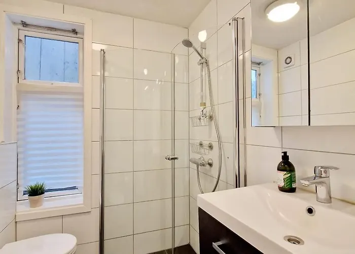 Sleep Well In Cozy Hideout - Bryggen Across The Bay Ferienhaus